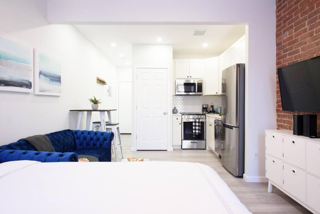 240-5 New Prime Location W&d In Unit * New York
